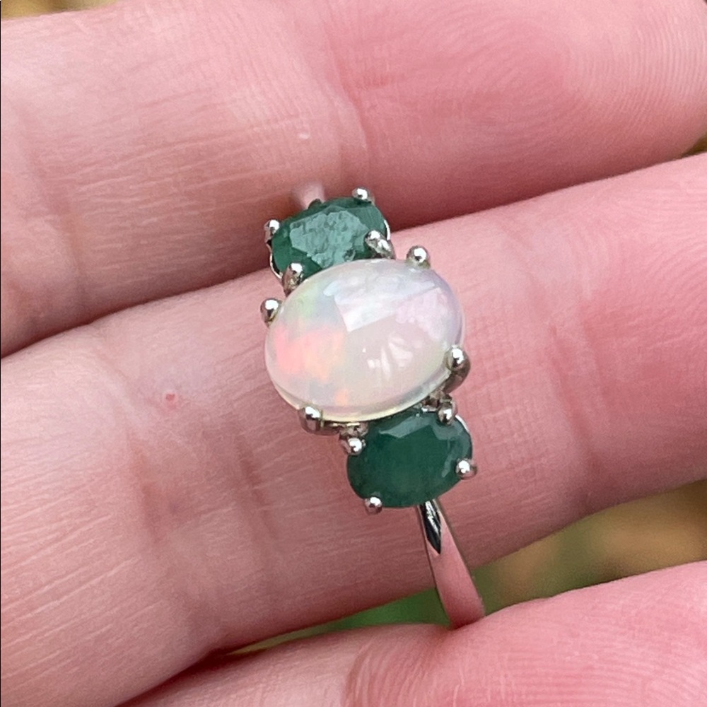 NWT Natural Opal & Natural Emerald Ring 925 Sterling Silver Size 10 - Picture 13 of 14
